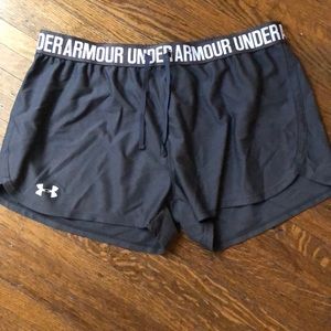 Under Armour Shorts Sz L